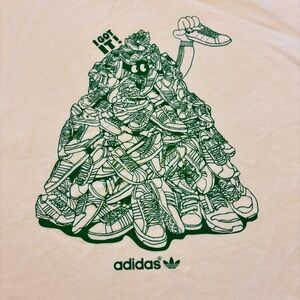 Adidas Sneakerhead Pile I GOT IT!! Off-White Tee with Green Design